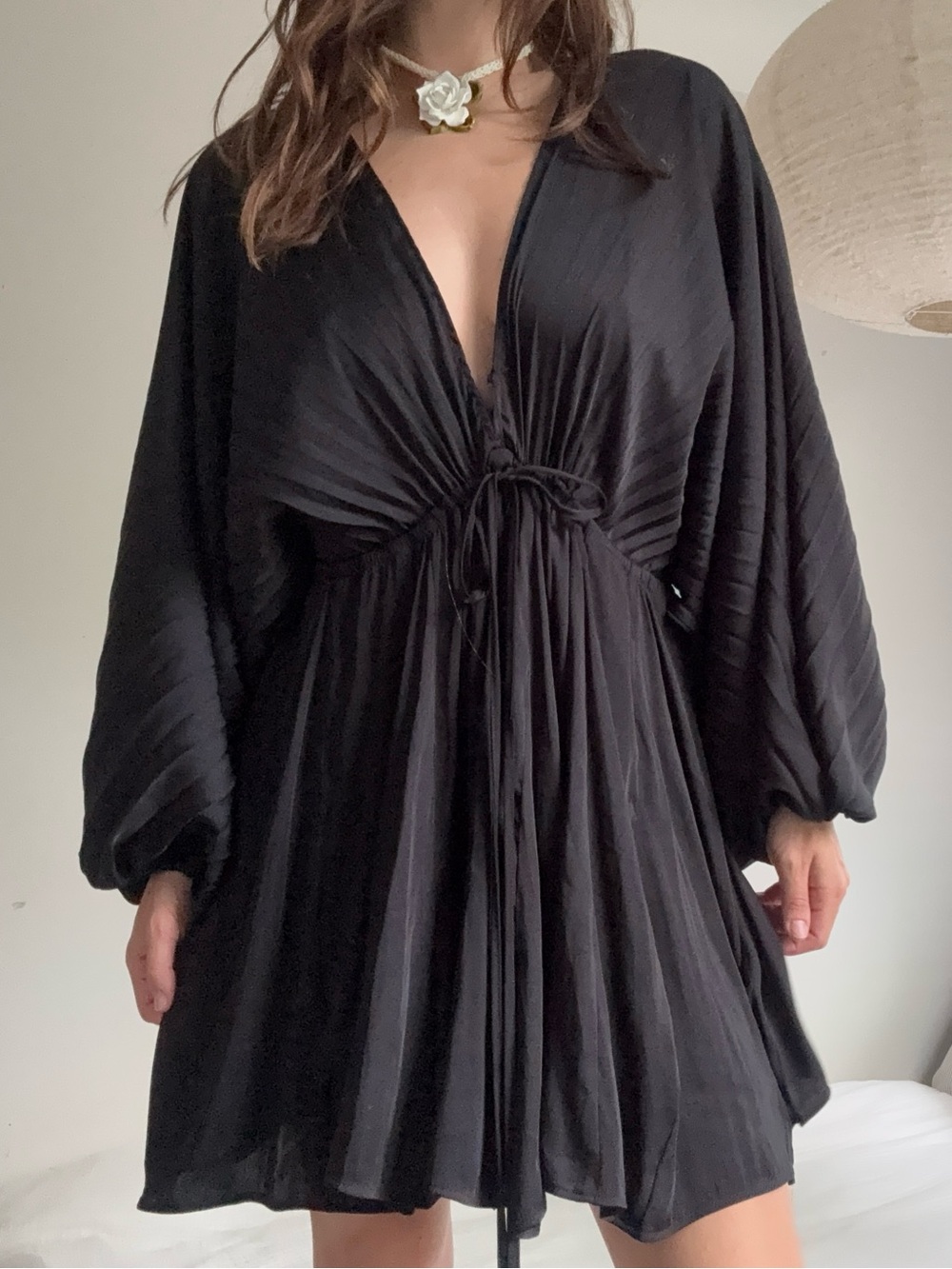 Free People billowy black satin mini dress XS
flowy